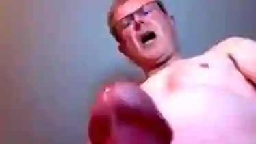 Vieux cochon vicieux se branle