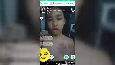 Azar Filipina teen