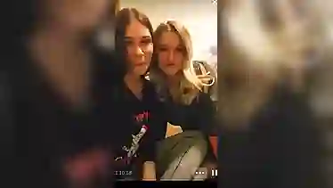 [Periscope] Ukrainian teen girls practice kissing