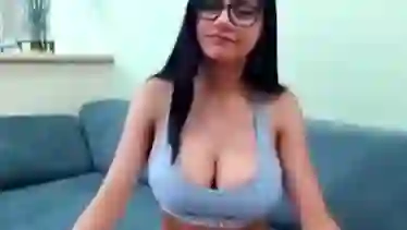 mia khalifa cam masturbation video