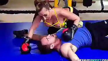 Big ass woman, Ricelle Ryan likes a good fuck in the gym more than doing her workout