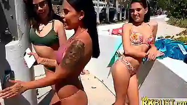 College teens picked up and fucked on spring break