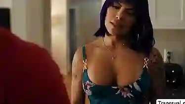 TS Foxxy fucks muscled plumber Draven