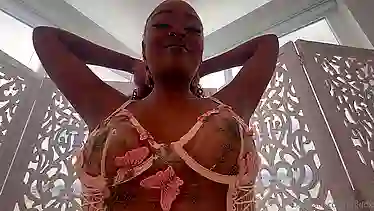 Destiny Mira takes on Dredd's massive cock in HD porn video