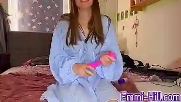 German teen with small tits & labia squirts for 25 minutes - hufe labia, first time squirt