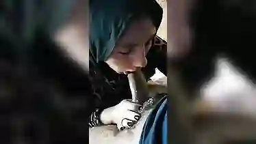 Mature slut in car gets her fat ass drilled and takes a hot load in her mouth