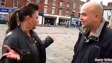 A pickup artist called jeruju with big Tits to have sex in the hayloft